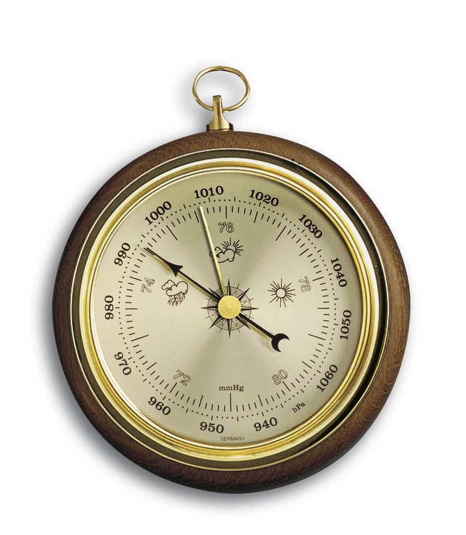 Analogue barometer made of oak TFA Dostmann