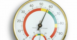 45-2000-analoges-thermo-hygrometer-mit-messingring-1200x1200px.jpg